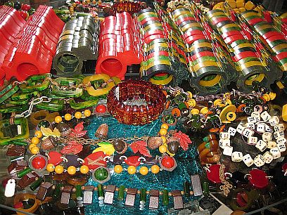 Bakelite vintage napkin rings