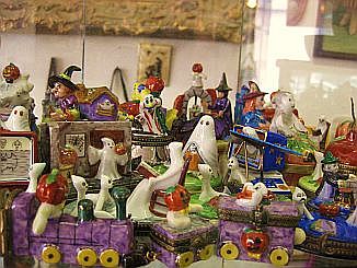 Halloween Limoges Boxes
