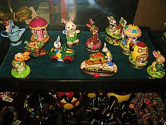 Rabbit Limoges Boxes